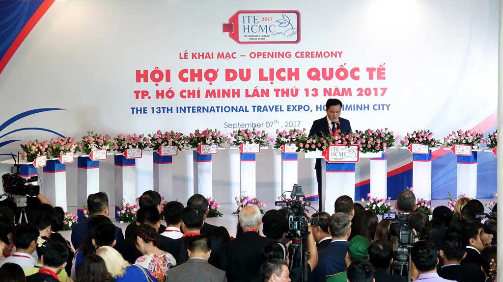 khai-mac-hoi-cho-du-lich-quoc-te-tp-hcm-nam-2017